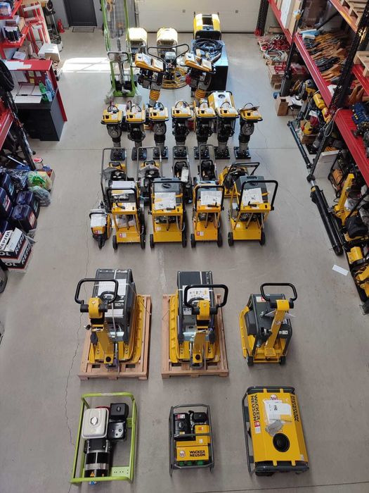 Picamer pe benzina Wacker Neuson BH55