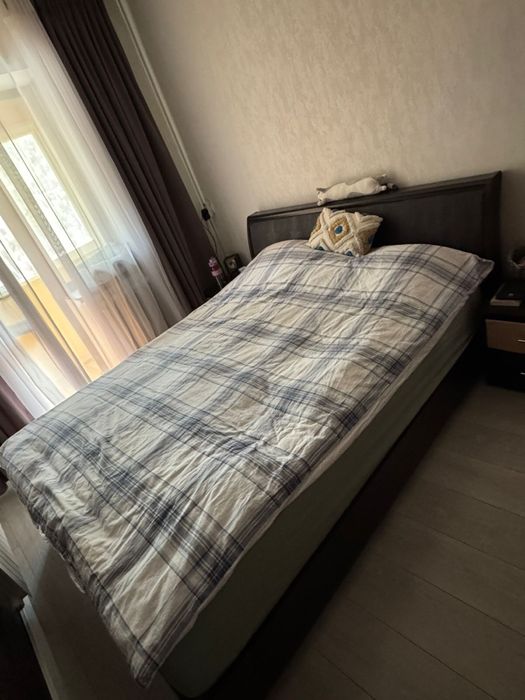 Кровать двухспальная