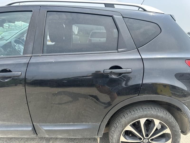 Portiera usa stanga spate Nissan Qashqai J10 SUV culoare neagra - z11