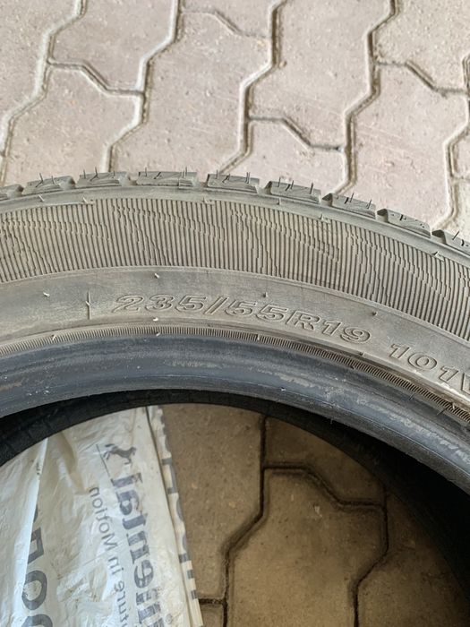 Продам летнюю резину R19