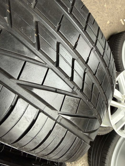 2x Anvelope Vara 245/45 R19 runflat - GoodYear Excellence RFT cu stelu