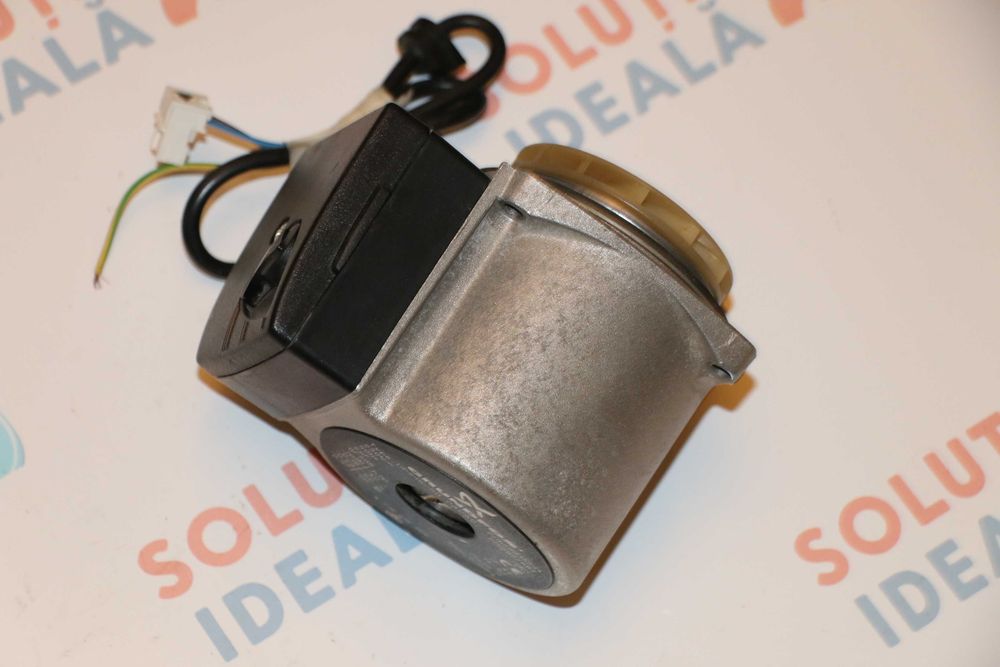 Pompa Grundfos UPS15-50 CACA0 centrala termica