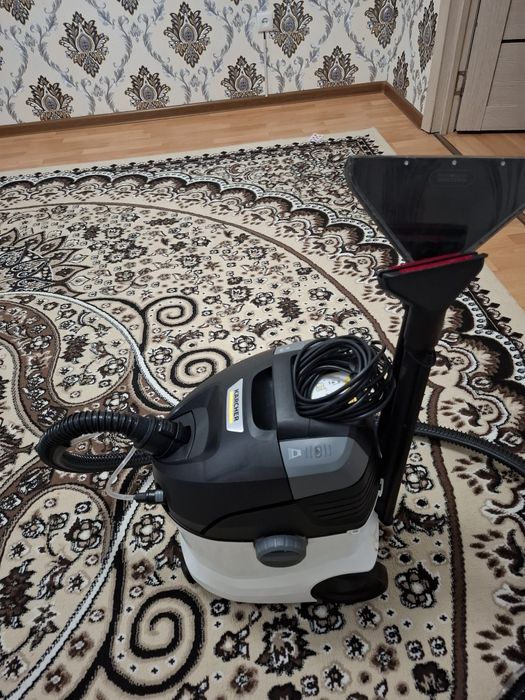 Моющий пылесос  Karcher SE 5