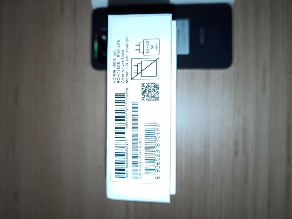 Продавам, НОВ,HONOR 400 SMART ROM128GB RAM 4GB 5G tm Dual Sim