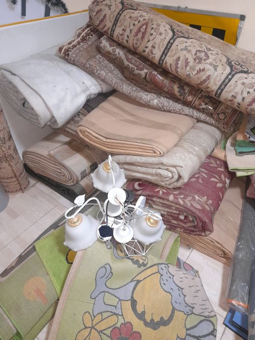 Продам ковры и ковроланы