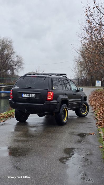 Grand cherokee autoutilitara 4locuri  2.7