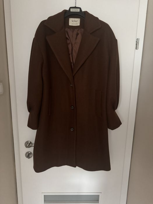 Дамско палто до коляното