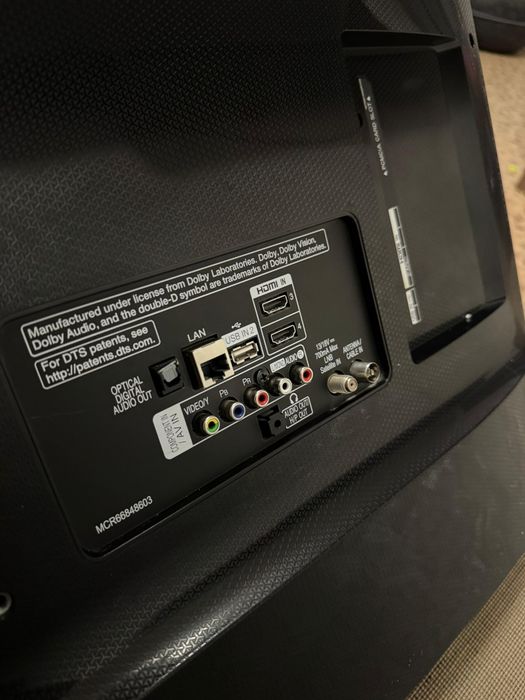 Телевизор ЖК LG 140см