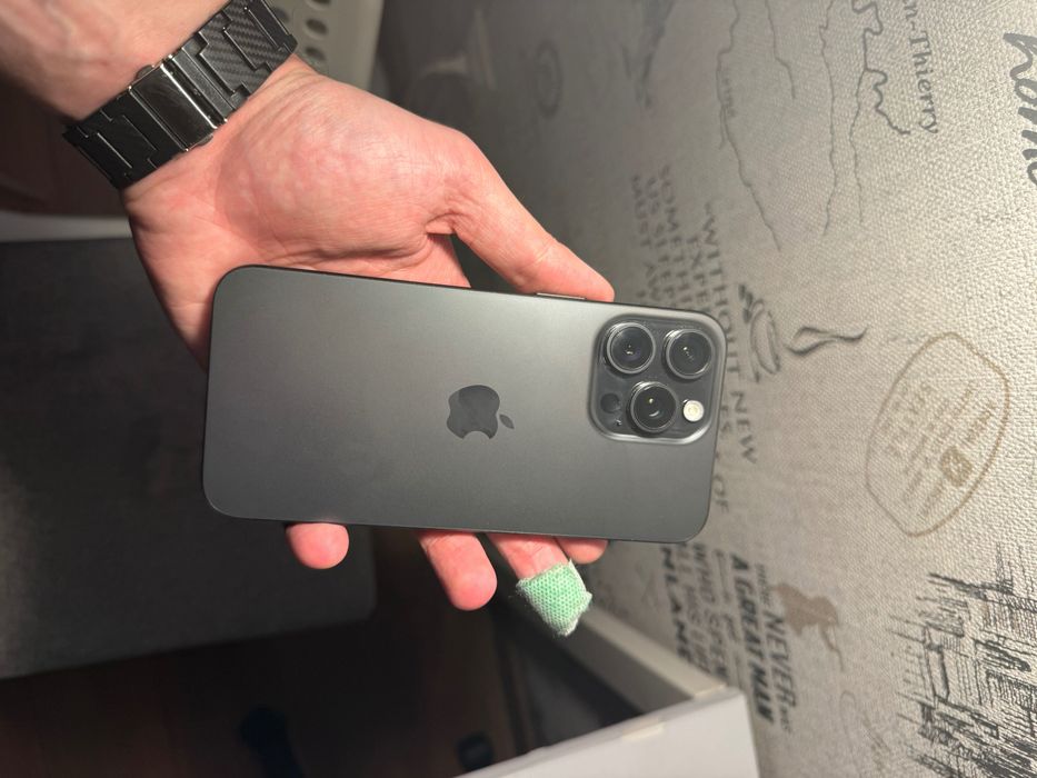 iPhone 15 pro max 512gb