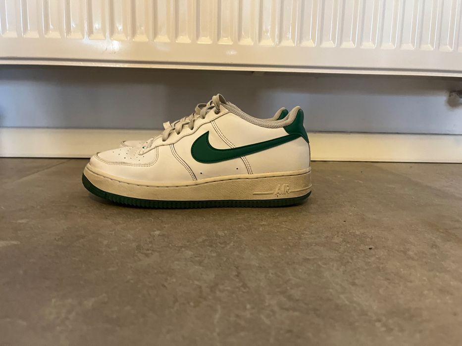 Colecție papuci Nike sau Adidas copii 10-14 ani