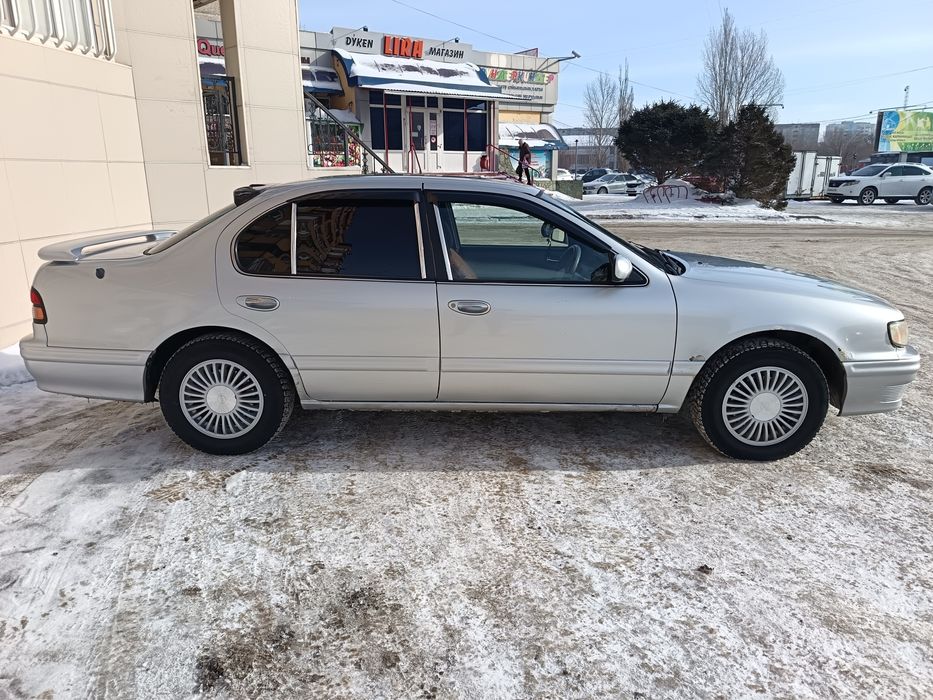 Продам ниссан цефиро