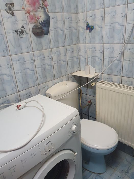 Închiriez garsonieră