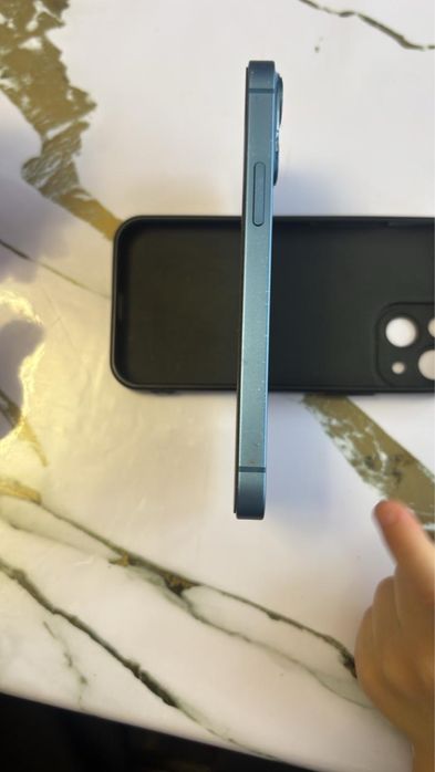 Айфон 13 мини в хоршем сост