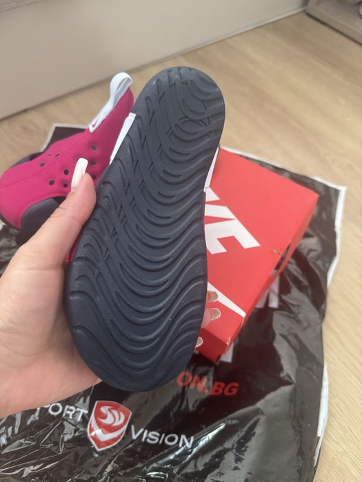 Сандали Nike номер 33,5