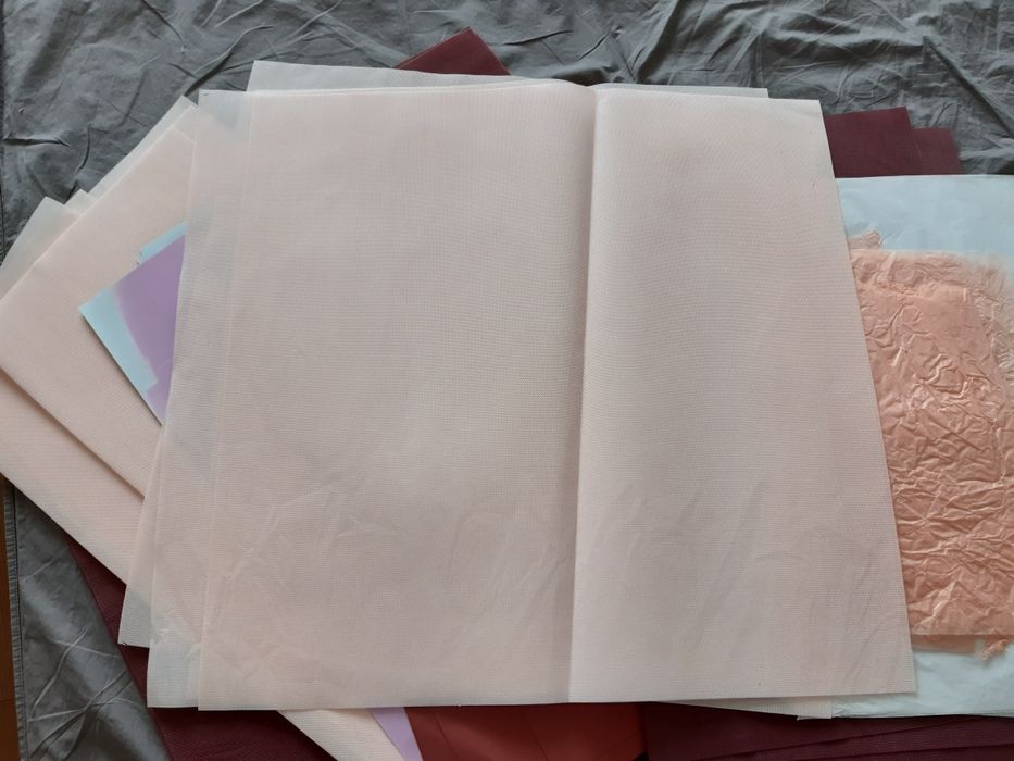 продам упаковка/бумага для цветов