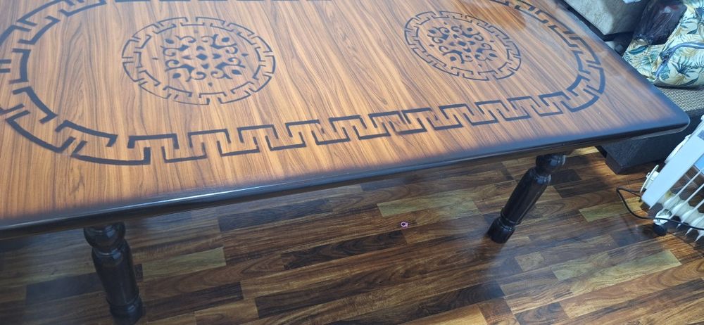 Продается Уголок и стол