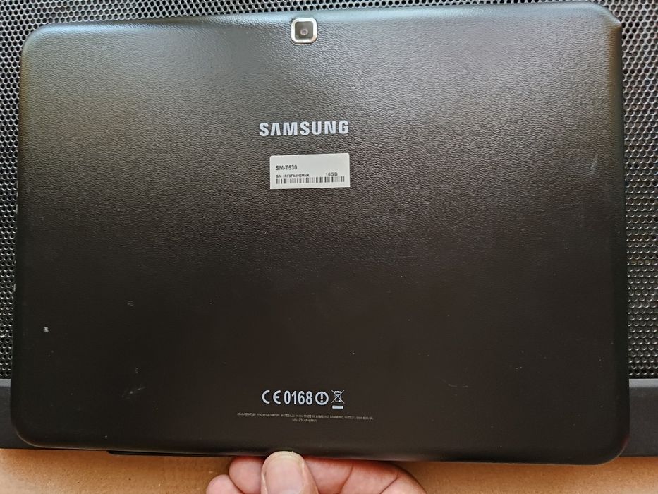 Samsung Galaxy Tab 4 10.1 (SM-T530)