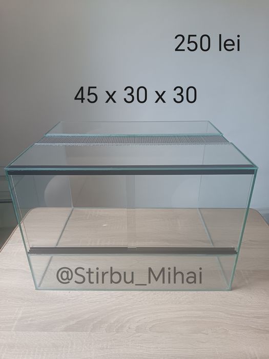 Terariu din sticlă