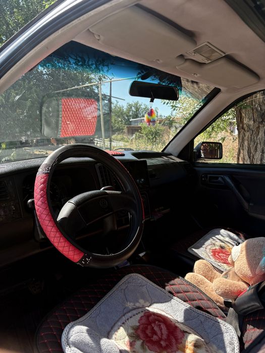 Машина Golf 1.2 аз саудасы бар