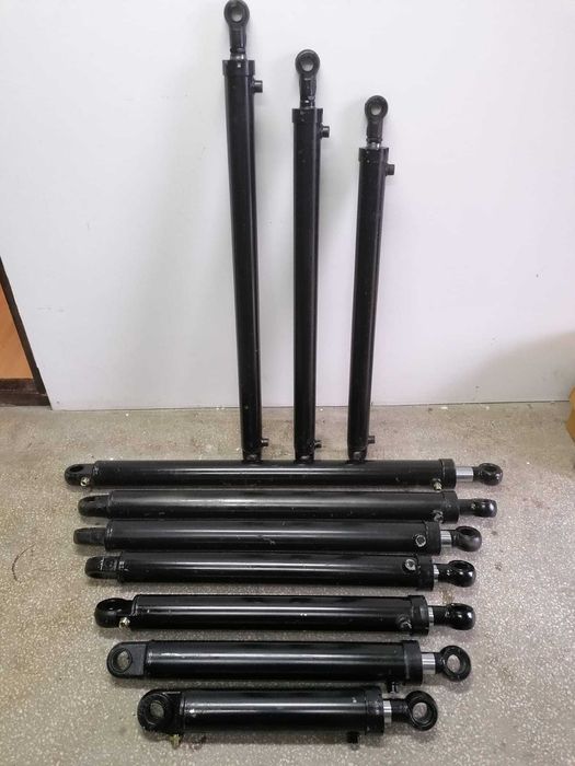 Cilindrii hidraulici spargator lemne dublu sens import Germania