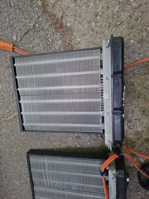 Tesla PTC Heater х2 за ремонт. Нагревател парно Тесла