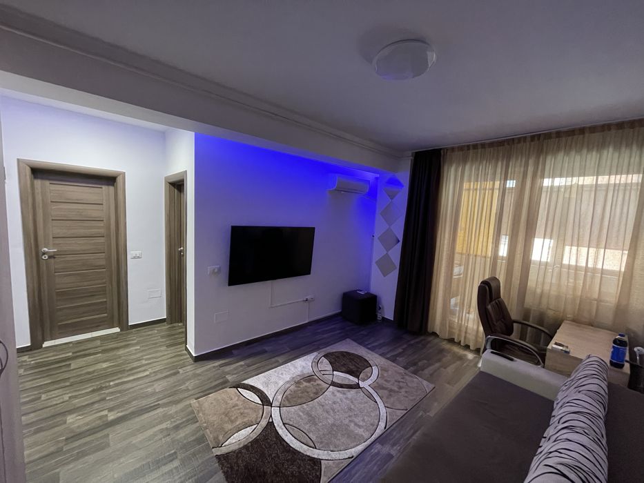Inchiriez Apartament 2 camere Militari Residence str Tineretului