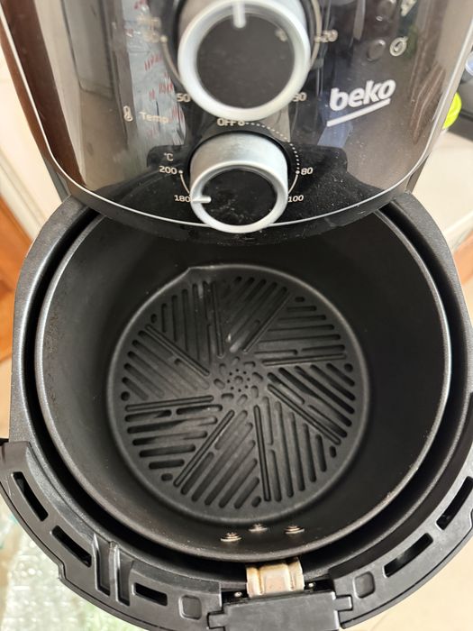 friteuza cu aer cald beko expertfry