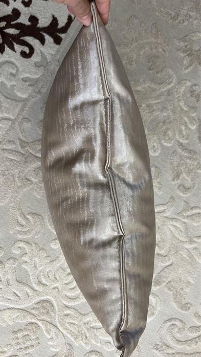 Подушки декоративные, диванные