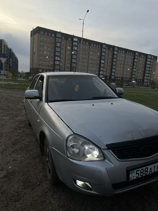 Продам машину приора