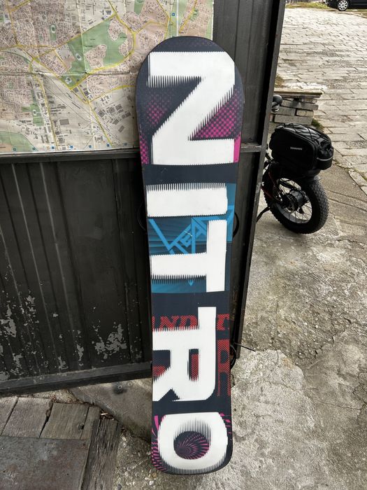 Сноуборд Nitro snowboard