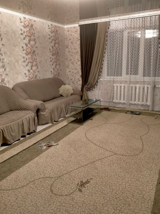 Продаётся дом, двух этажный района Хутор.