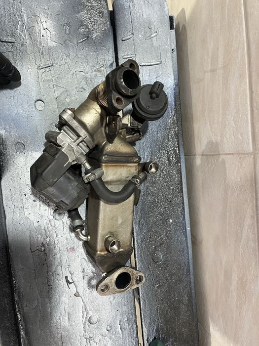 Racitor gaze egr bmw x5 4.0 d 2012