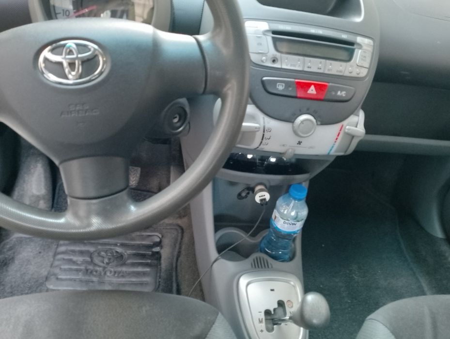 Тойота айго 2006 1000 кубика автоматик