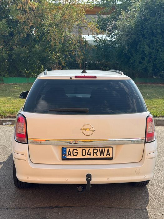 Opel Astra H 1.7 CDTI 110CP 2009 EcoFlex - Navigație mare, Faruri/Ștergatoare automate