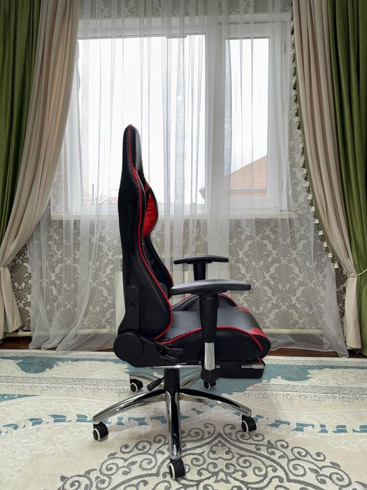 Продам игровое кресло