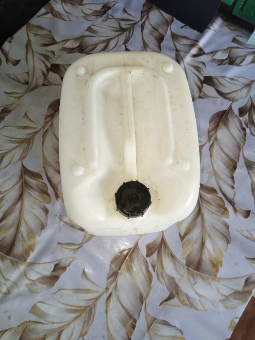 Продам пластиковые бочки