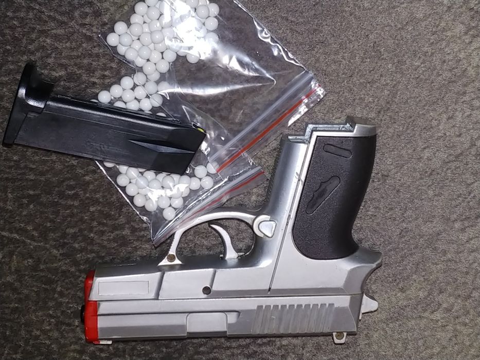 P1ST0L  cu bile tip A1RS0FT