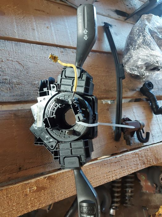 Spirala volan cu manete ford focus 2