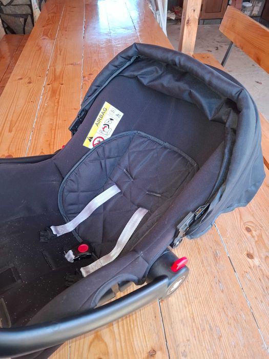 Две столчета за кола за 50 лв двете/ 0-18 кг