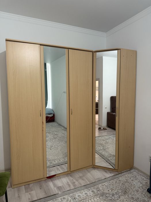 Продается шкаф шифонер