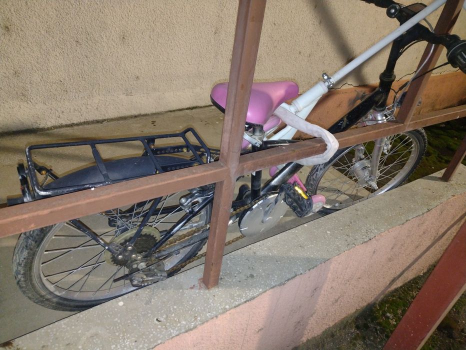 Bicicleta copii albă