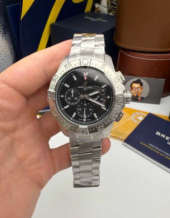 breitling avenger колекция B
