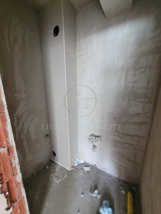 Продава се Тристаен апартамент в Пловдив, Кючук Париж - 110 кв.м за 890 €/кв.м - Снимка #7