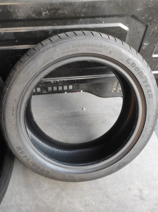 255/40/18 225/45/18 Goodyear
