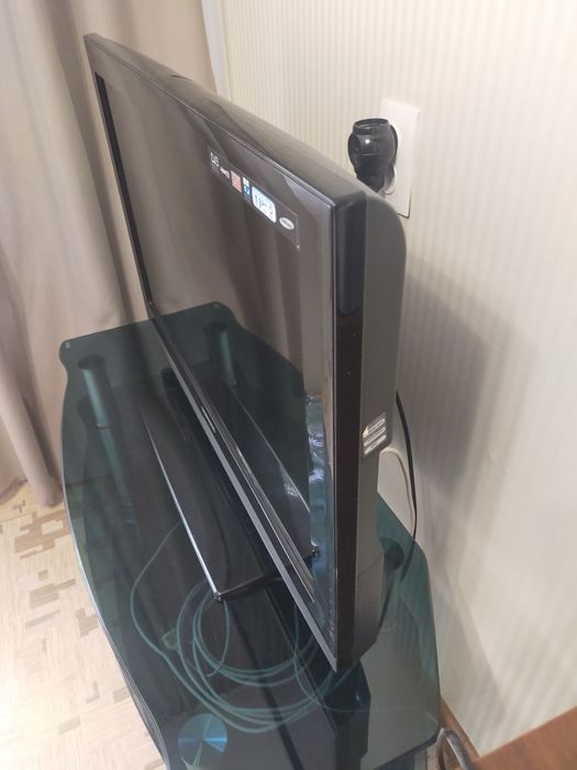 Телевизор SAMSUNG