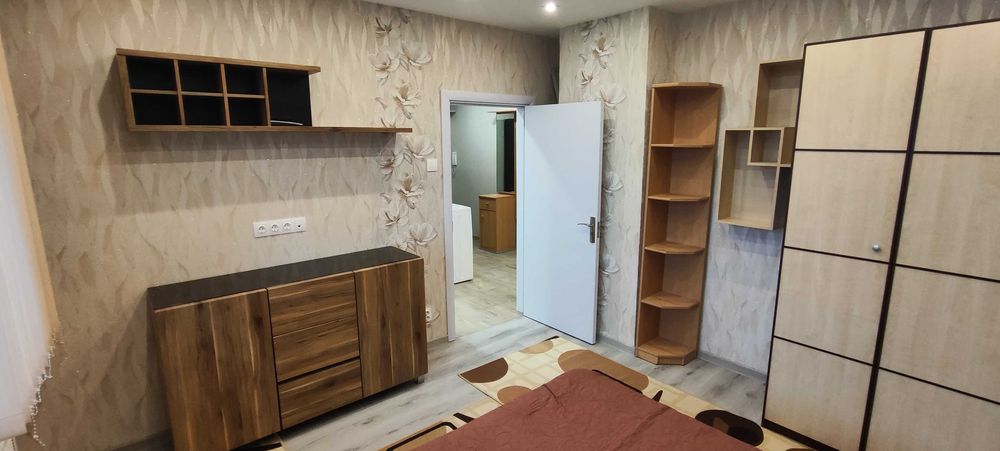 Дава се под наем Двустаен апартамент в София, Люлин 10 - 65 кв.м за 598.23 € - Снимка #3