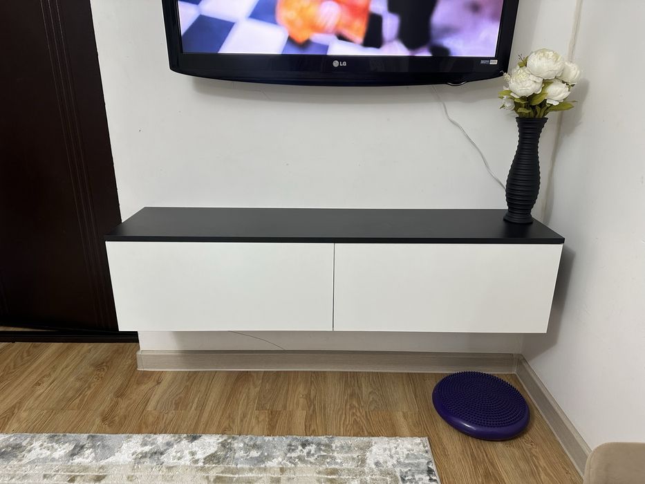 Продам красивую тв тумбу