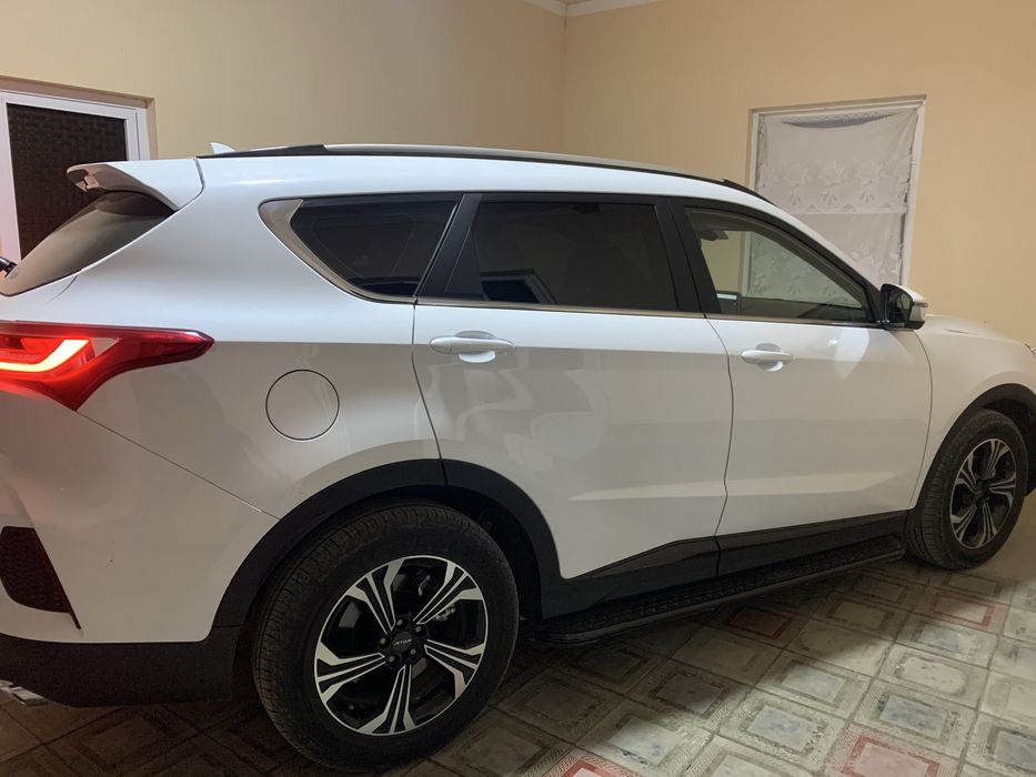 Jetour X70 2025 Sotiladi