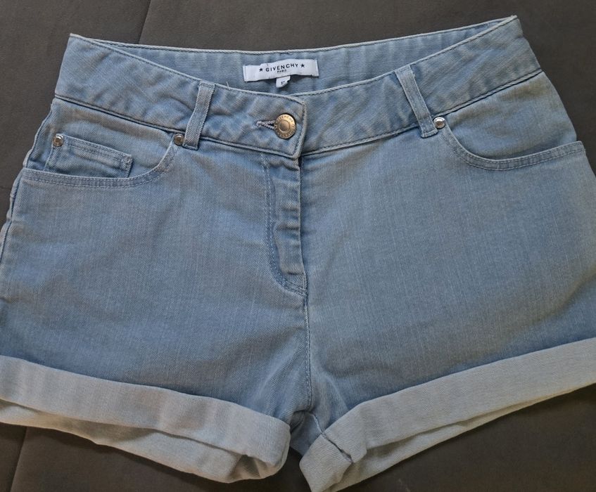 Оригинални нови дънкови панталони Givenchy и Dsquared xs , S размер