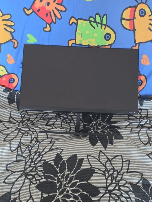 Monitor Tesla 22", 100Hz, Impecabil Ca Nou